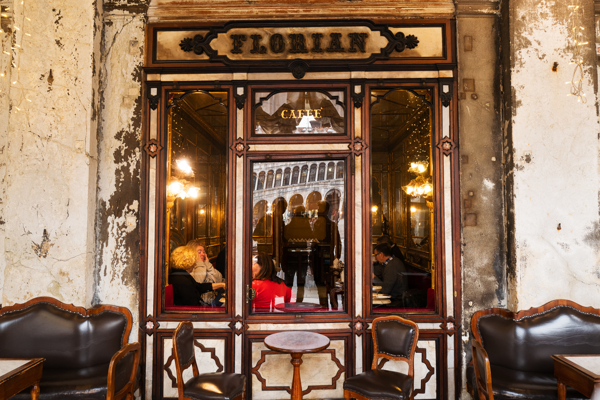 Cafe Florian at San Marco. You can see Jip, Lorenz and Friend in the reflection of the window.